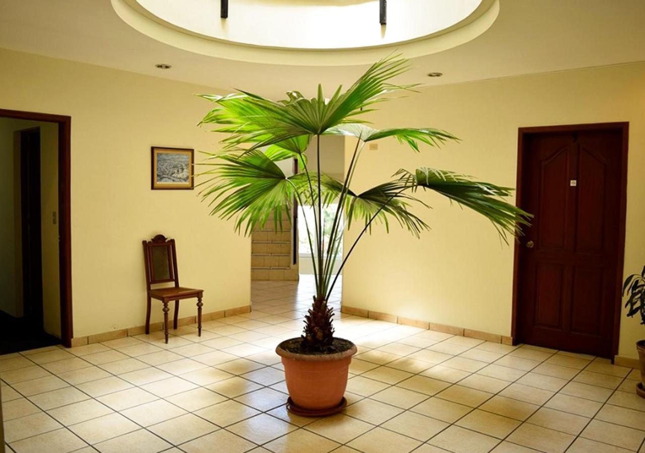 Hotel Berlin サンサルバドル エクステリア 写真