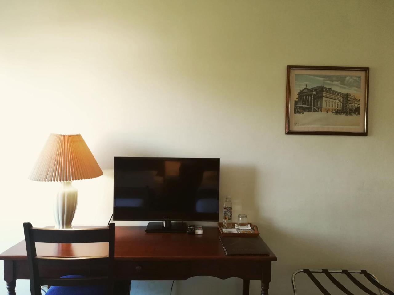 Hotel Berlin サンサルバドル エクステリア 写真