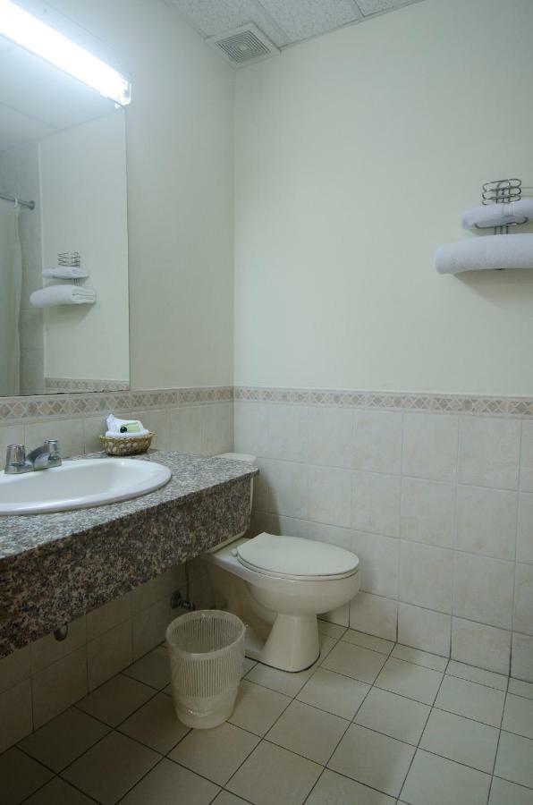 Hotel Berlin サンサルバドル エクステリア 写真