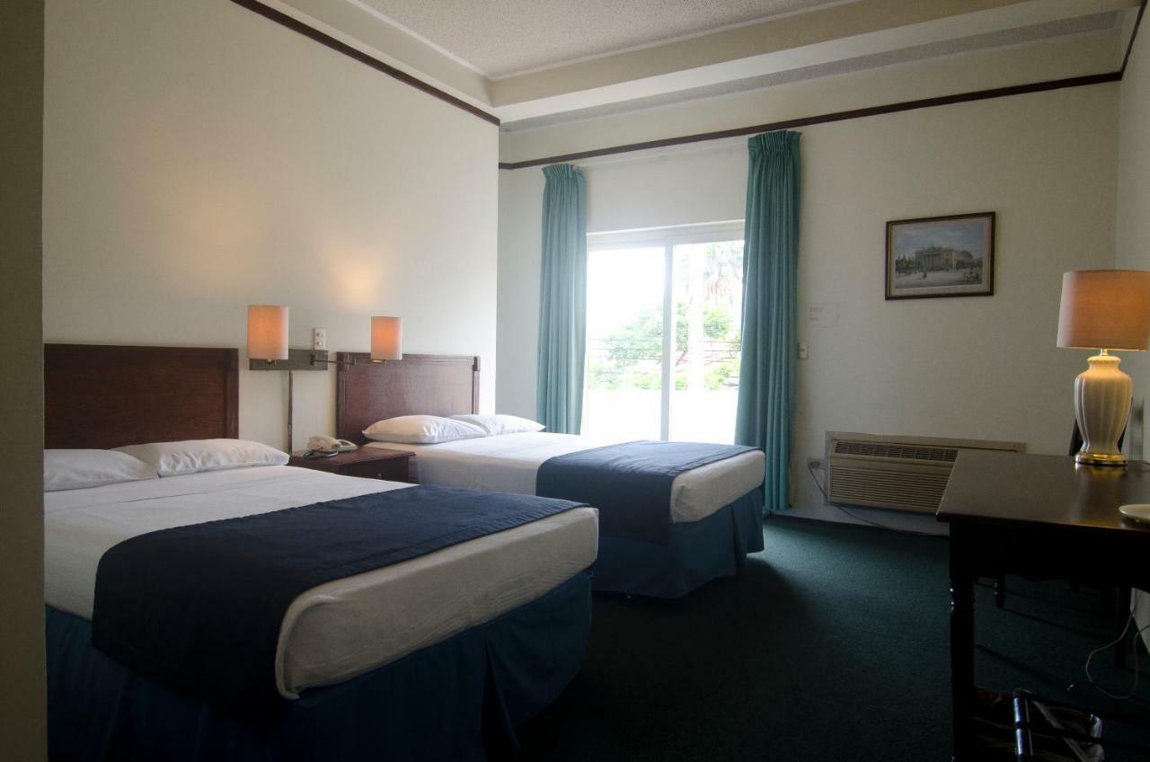 Hotel Berlin サンサルバドル エクステリア 写真