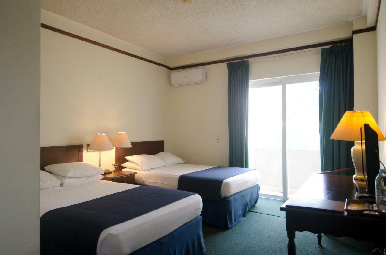 Hotel Berlin サンサルバドル エクステリア 写真